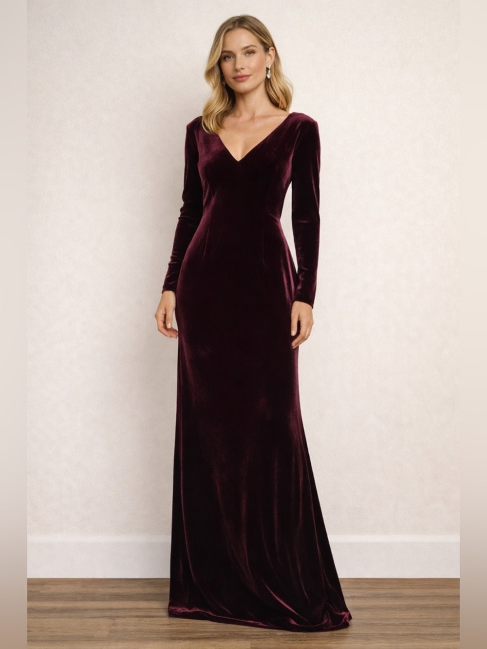 Long Sleeve Velvet V-Neck Evening Dress in Burgundy